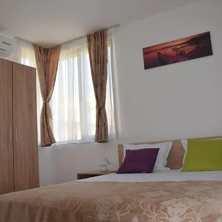 בית הארחה Casa Del Mar 3*
