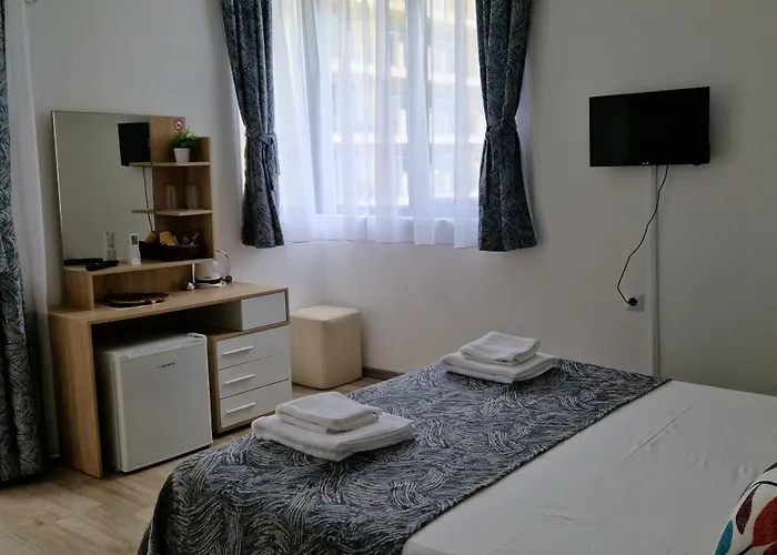 Πανσιόν Casa Del Mar 3*